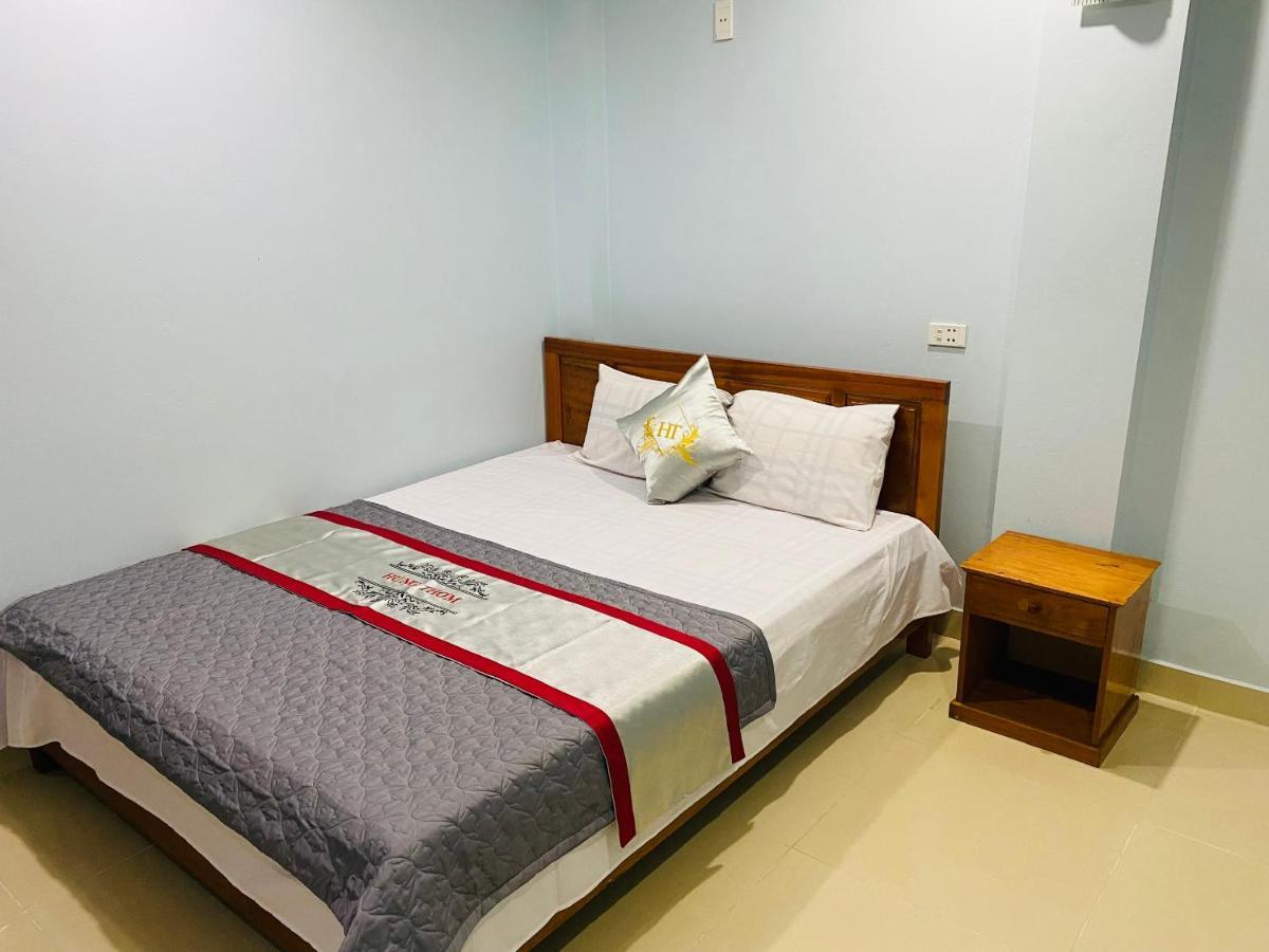 Dong Khe SauNha Nghi Hung Thom公寓式酒店 外观 照片